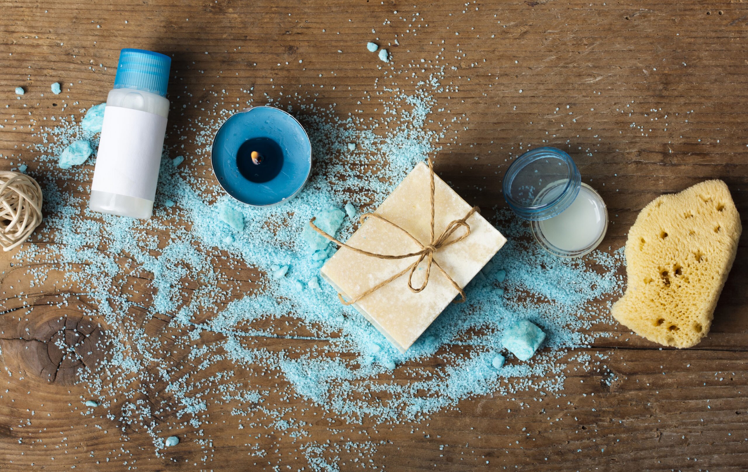 DIY Fragrance Hampers: Personalize Your Gift with Custom Blends