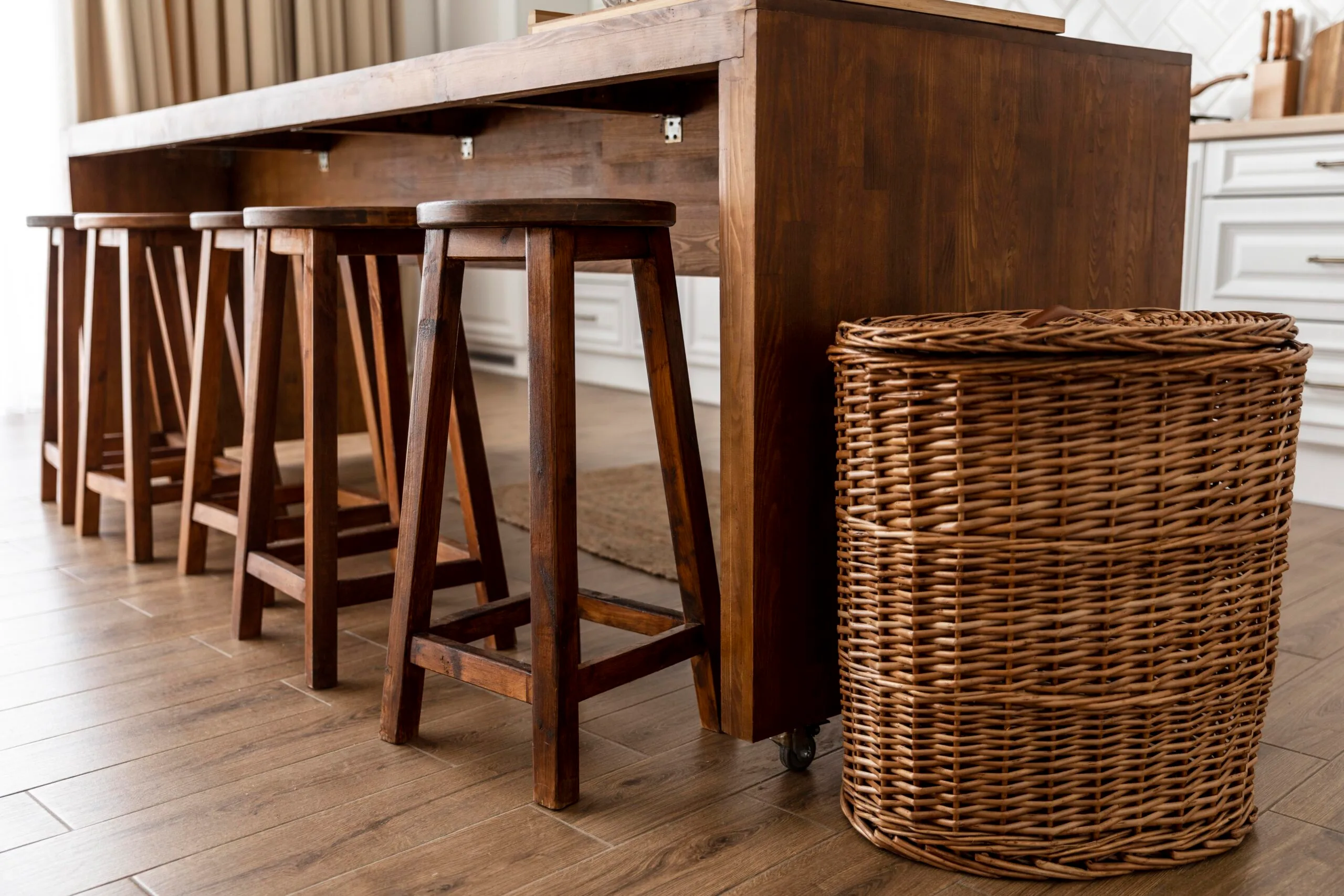 How Rattan Bar Stools Can be an Excellent Purchase for Those in the Hospitality Industry