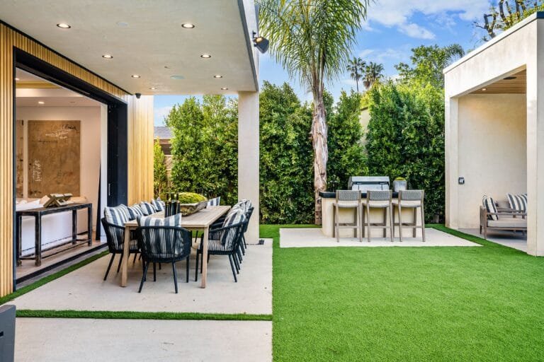 Sir Walter DNA Certified Buffalo Turf: The Secret to a Low-Maintenance, Beautiful Lawn