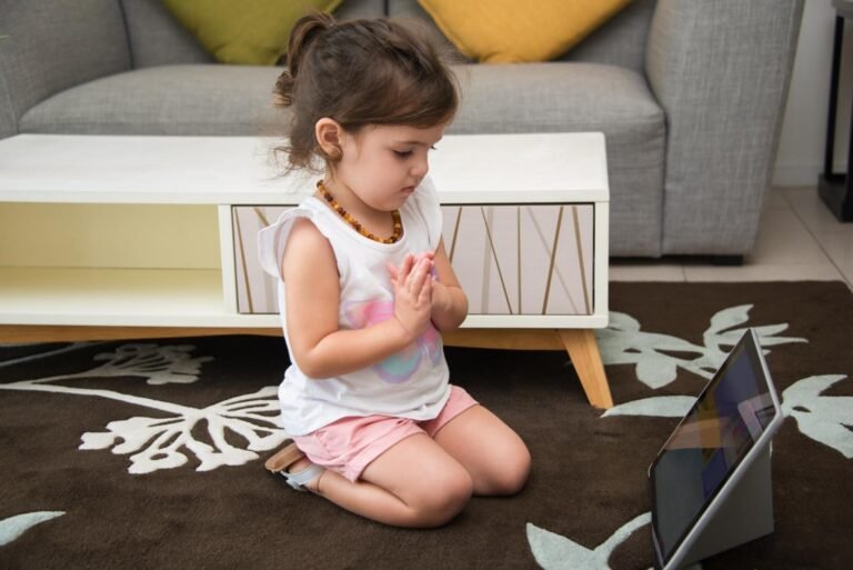 Children’s Padded Play Mats vs. Washable Rugs for Kids’ Rooms: Which is Best for Comfort and Convenience?