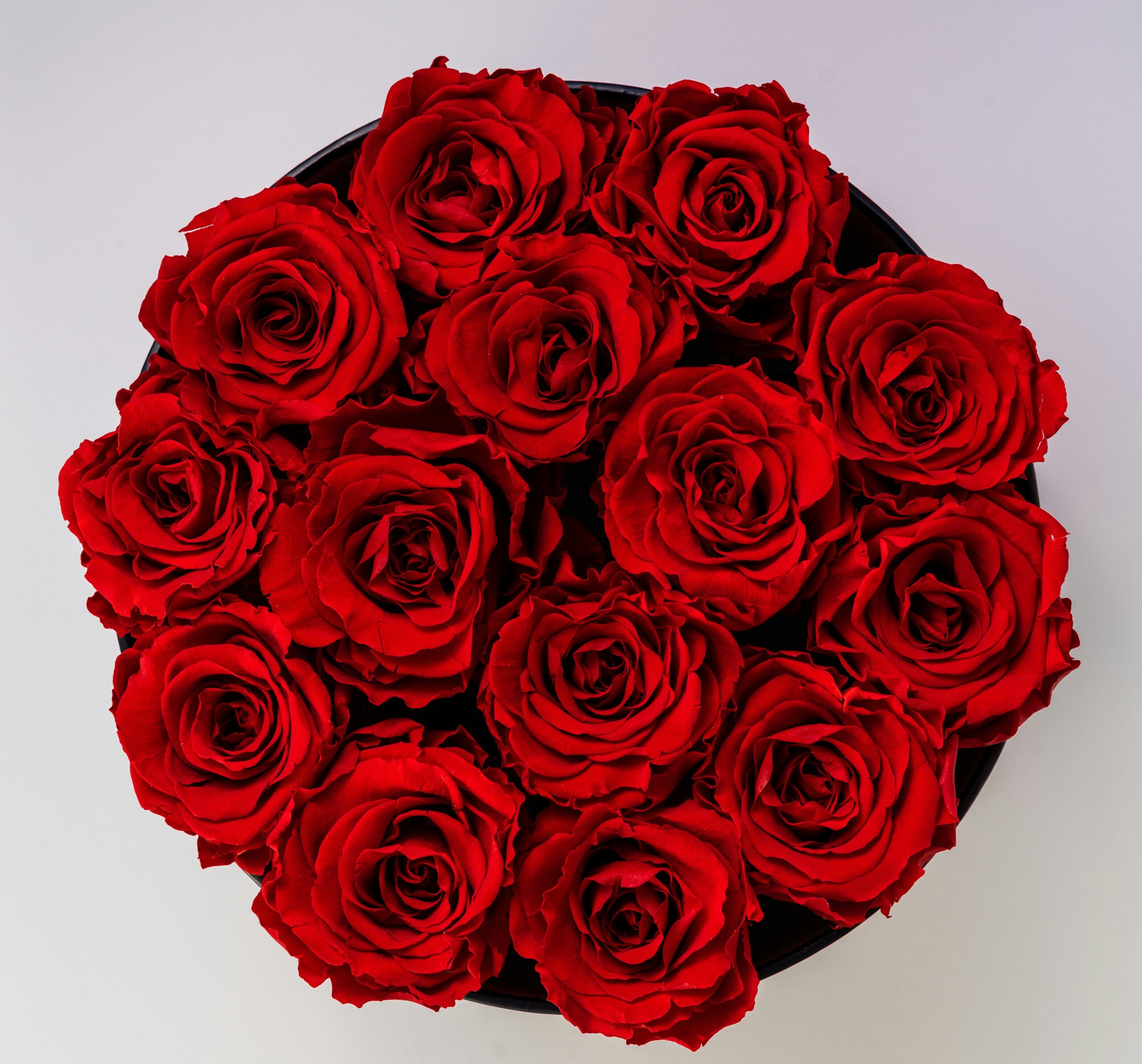 UAE Romance Guide: Top Flower Delivery Services for Special Moments
