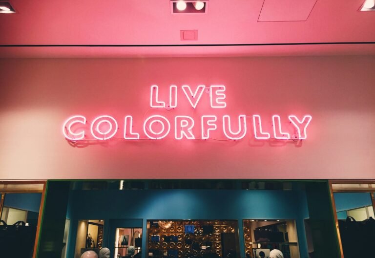 How Color Choices Shape the Atmosphere of Business Spaces