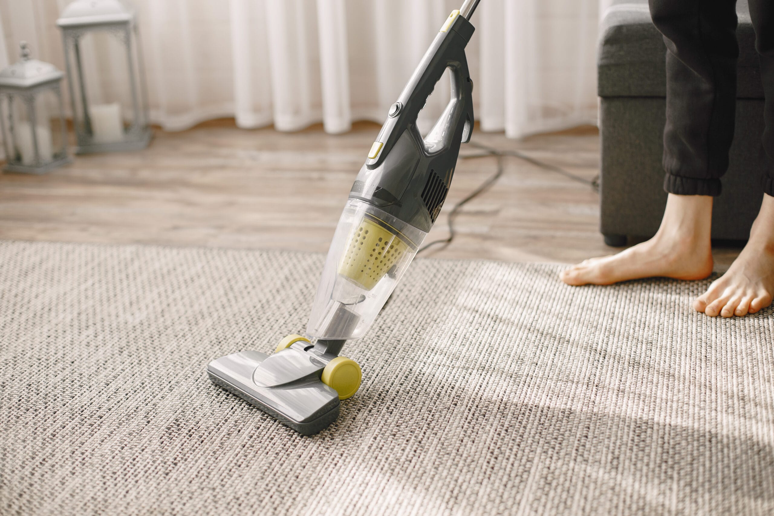 DIY vs. Professional Carpet Cleaning: Pros and Cons