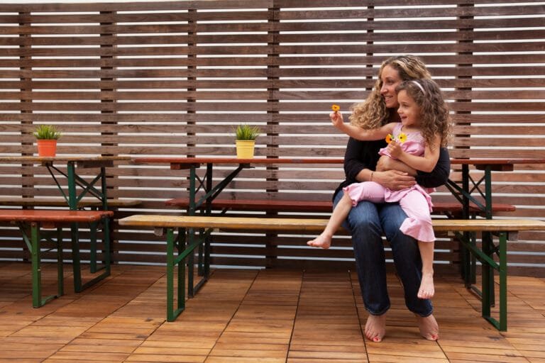 How Horizontal Slat Fencing Enhances Privacy Without Sacrificing Style