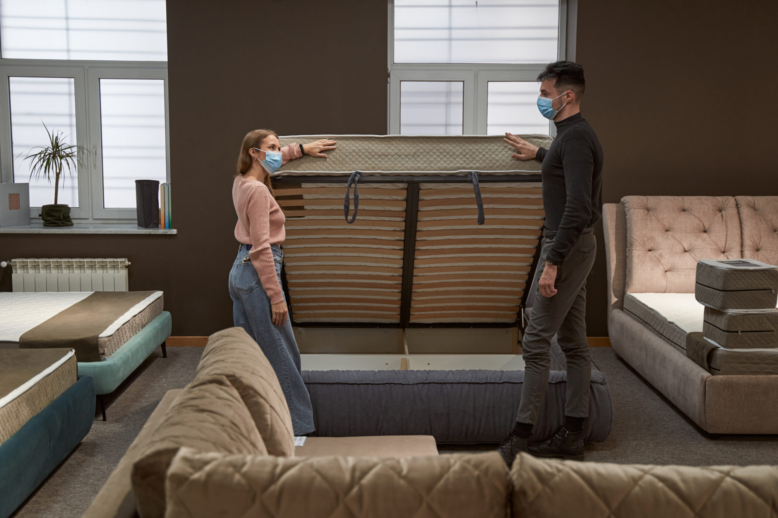 The Versatility of Ottoman Beds: Creative Ways to Utilize Storage Space